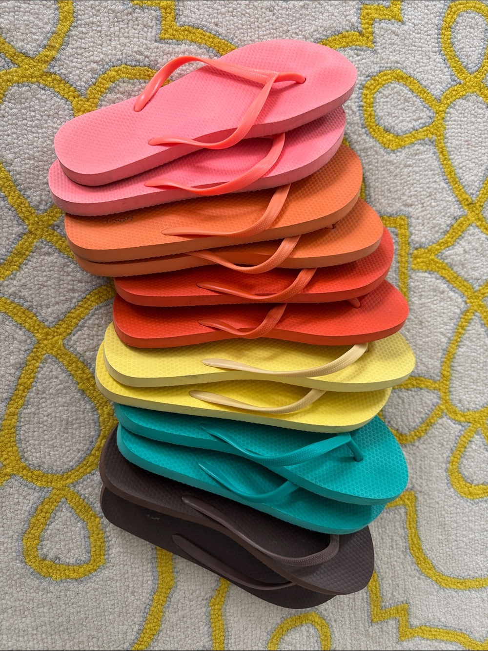 Old Navy Well Worn Flip Flops. Sz 9/10 & 11/12